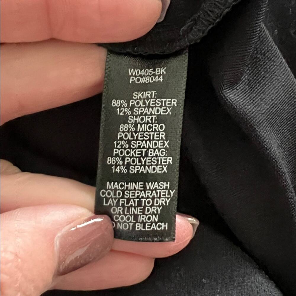 Betabrand Women's Ponte Mini Skort Shorts Attached in Black - Picture 8 of 9